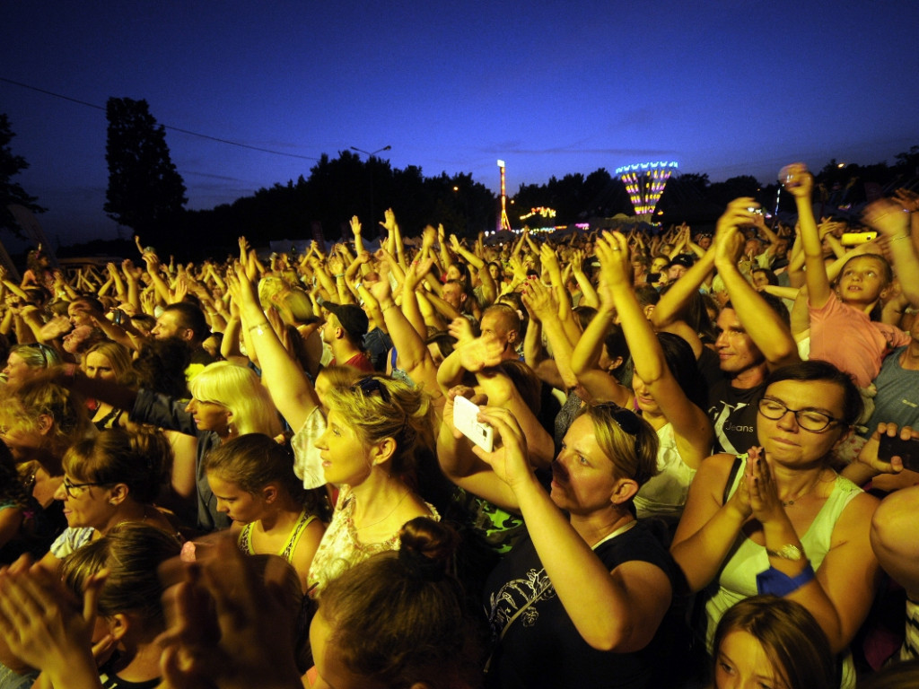 Dni Trzebini. Zespół Weekend rozgrzał publiczność - 29.06.2019