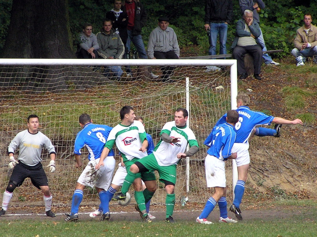 Mecze na boisku w Młoszowej w latach 2008-2012