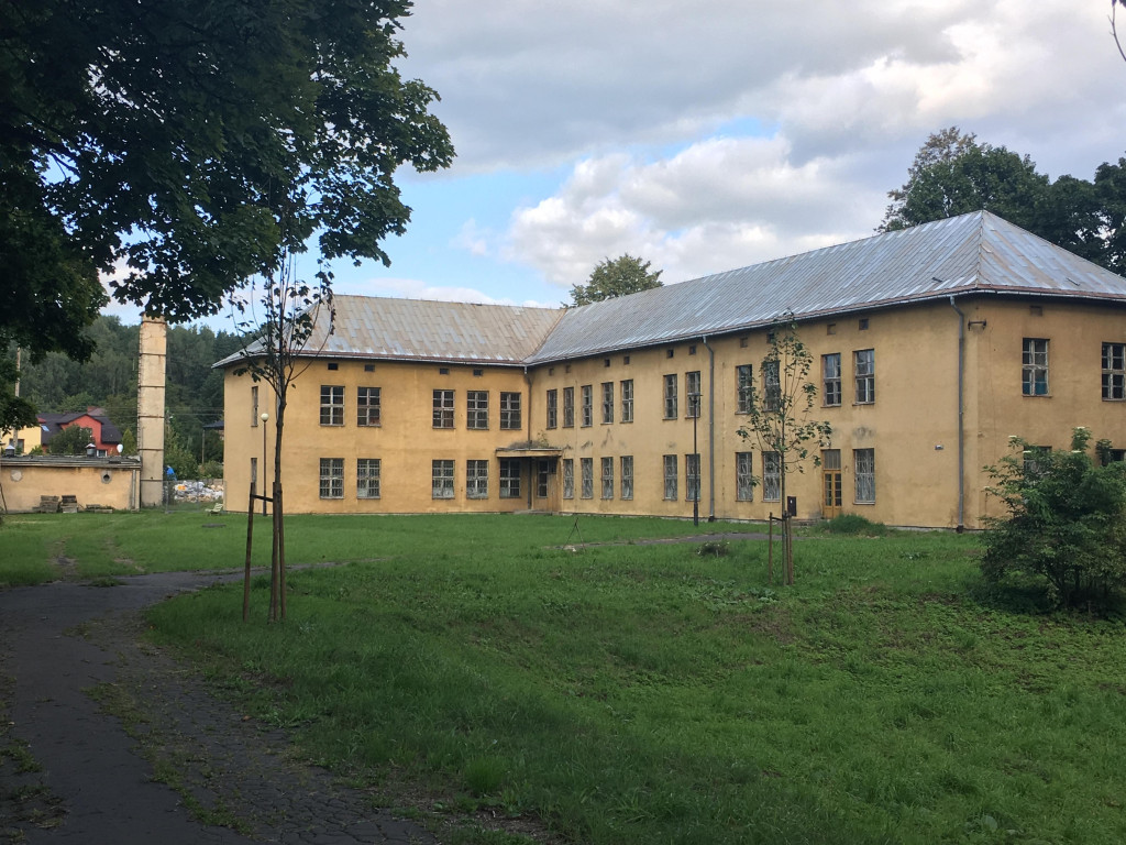 Weekendowe zaproszenie do parku w Młoszowej