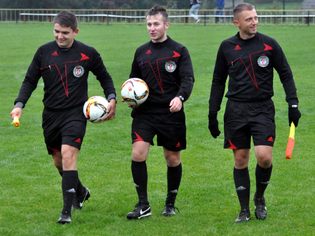 Mecz LKS Żarki - MKS Trzebinia-Siersza - 05.10.2016 r.