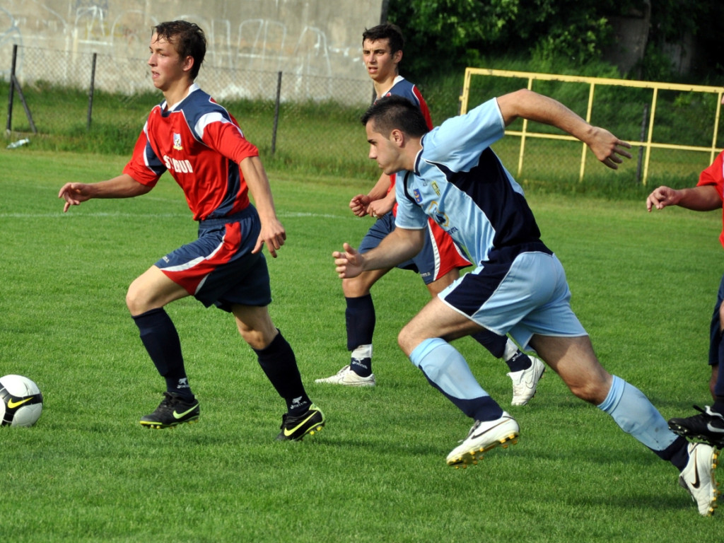 Mecz MKS II Trzebinia-Siersza - Błyskawica Myślachowice - 10.06.2010 r.