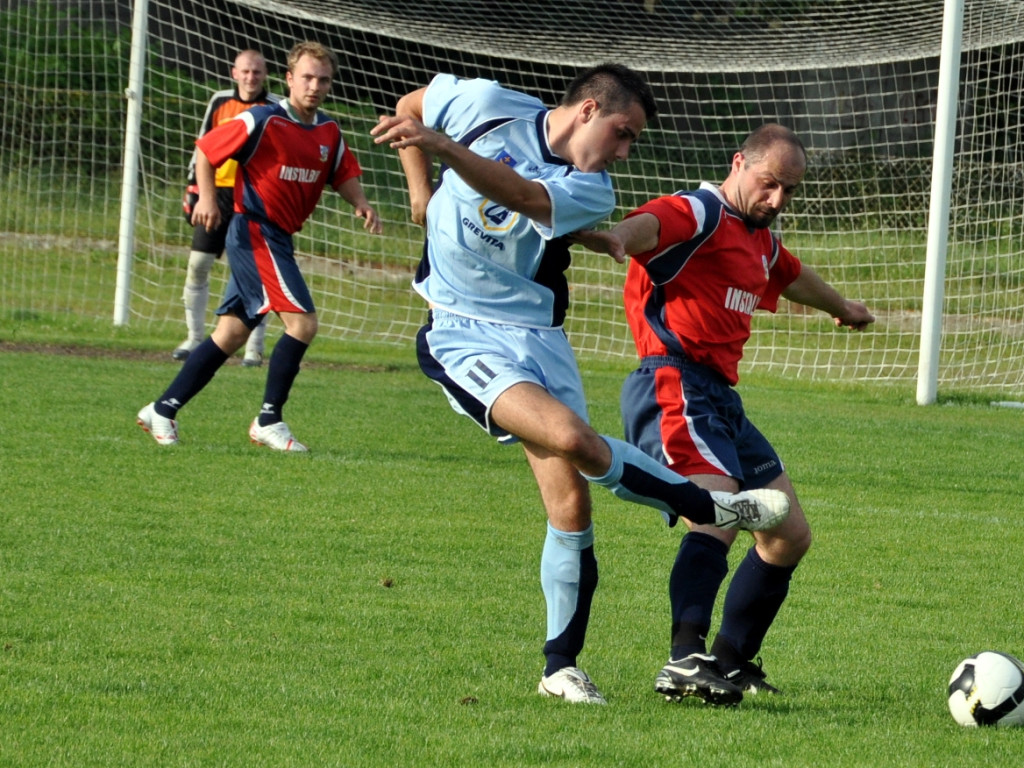 Mecz MKS II Trzebinia-Siersza - Błyskawica Myślachowice - 10.06.2010 r.