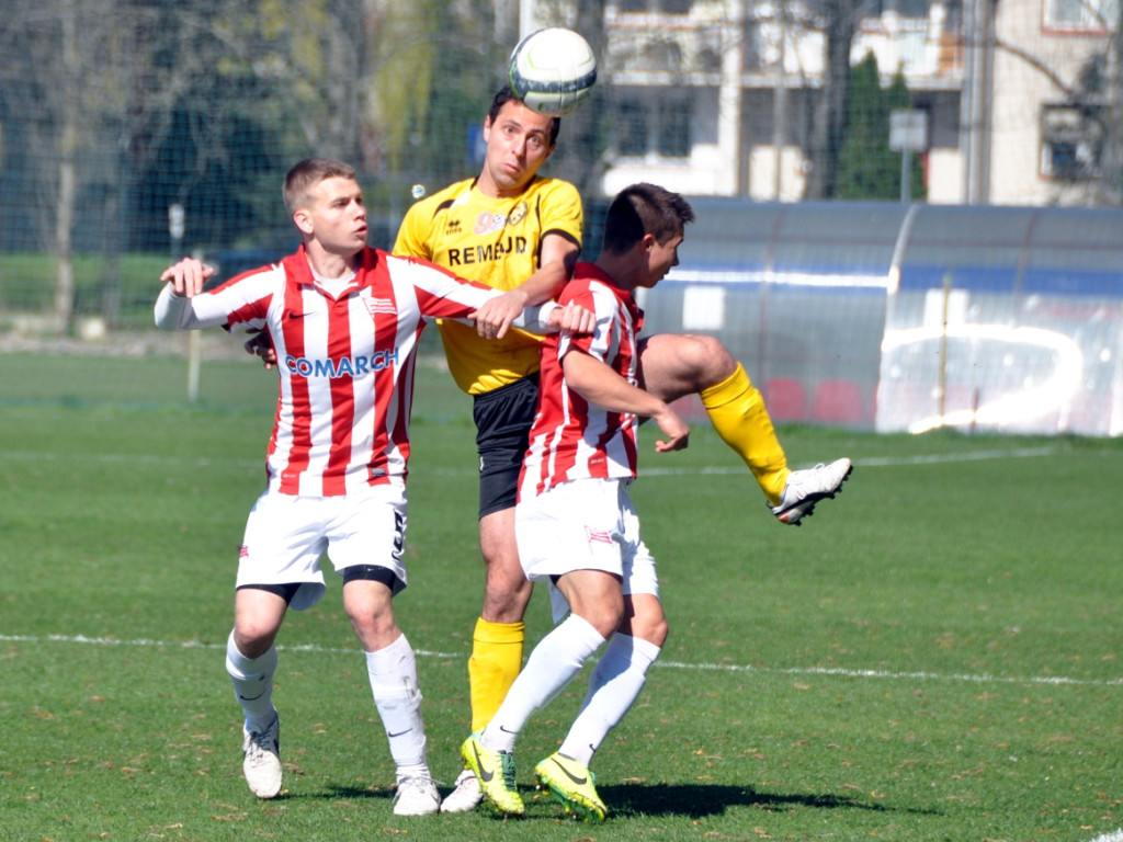 Mecze trzebińskiego MKS z Cracovią II w sezonie 2013/14