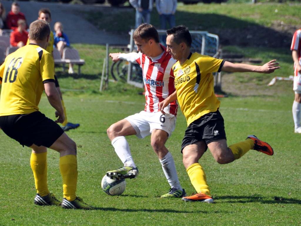 Mecze trzebińskiego MKS z Cracovią II w sezonie 2013/14