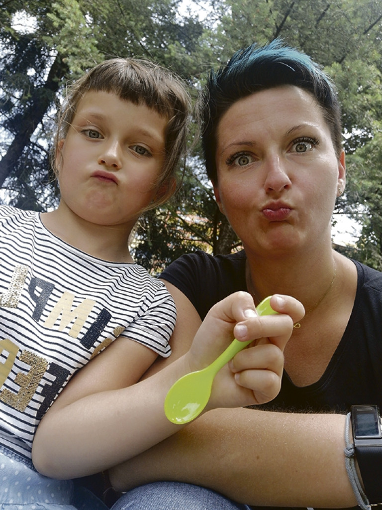 Laureatki konkursu na najsympatyczniejsze zdjęcie matki i córki