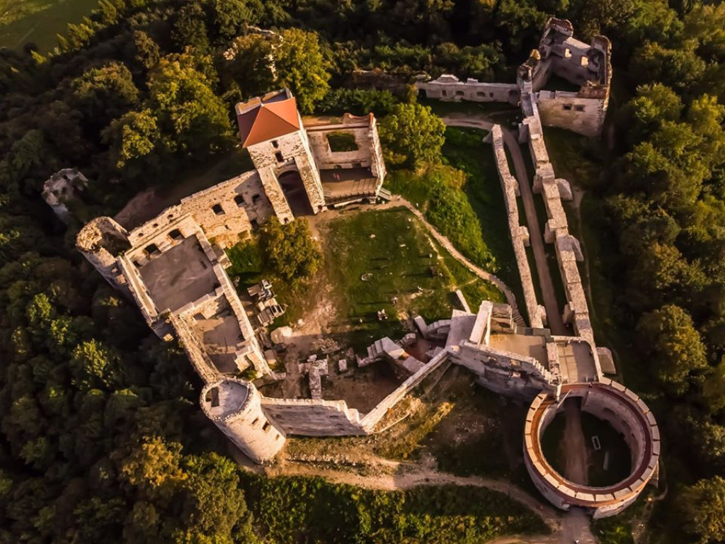 PRZEŁOMowe Kadry - architektura