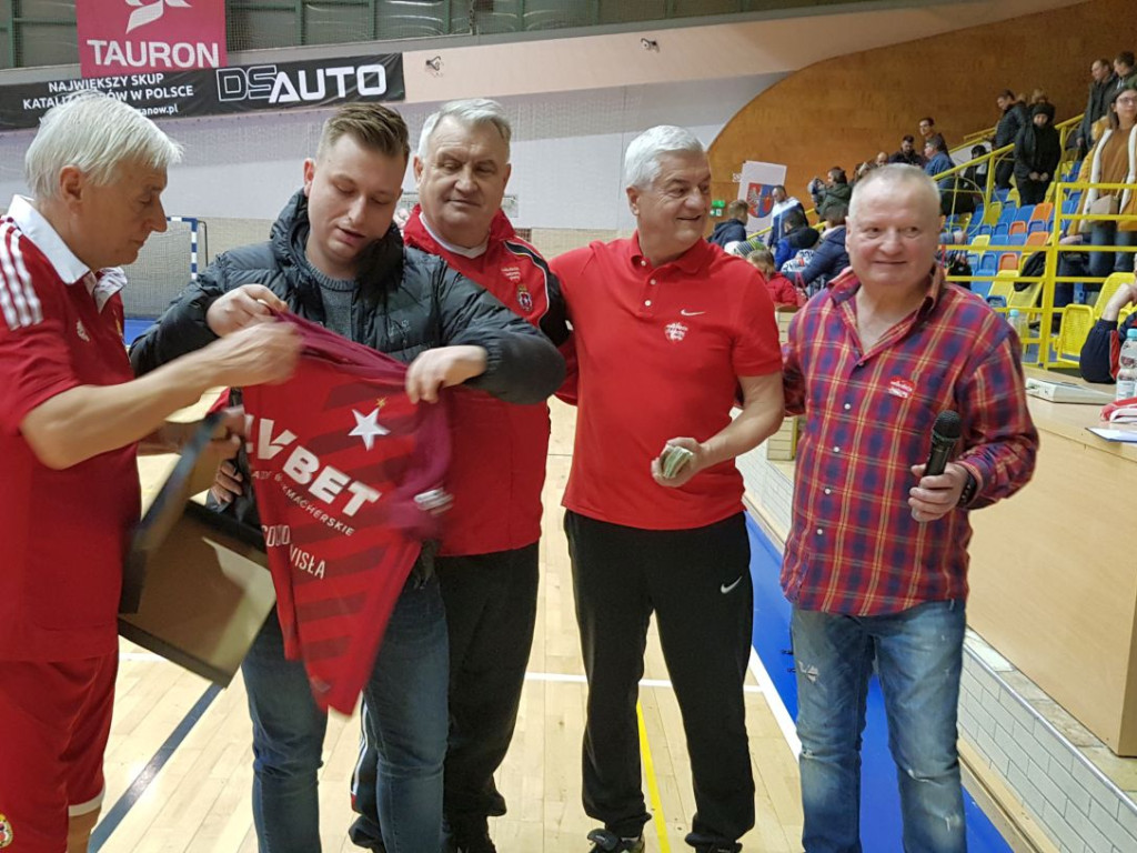 Mecz w ramach WOŚP Oldboje Fabloku - Oldboje Wisły Kraków
