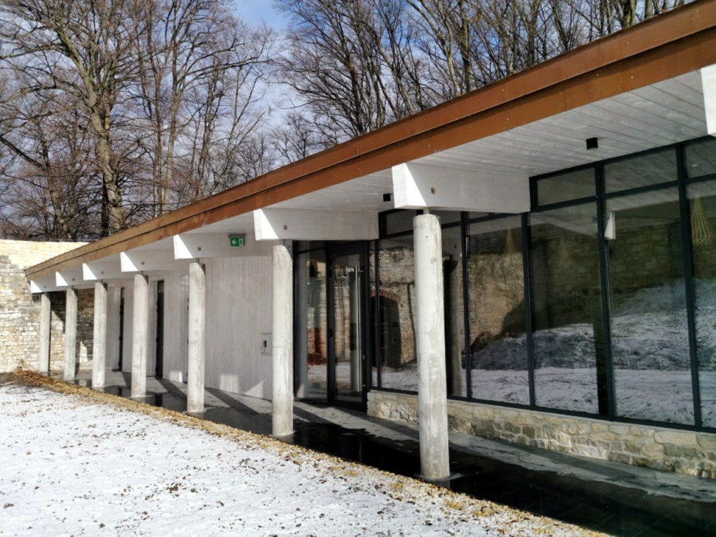 Punkt obsługi turystów na zamku Lipowiec