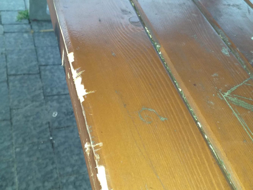 Dewastacja na os. Widokowym w Trzebini