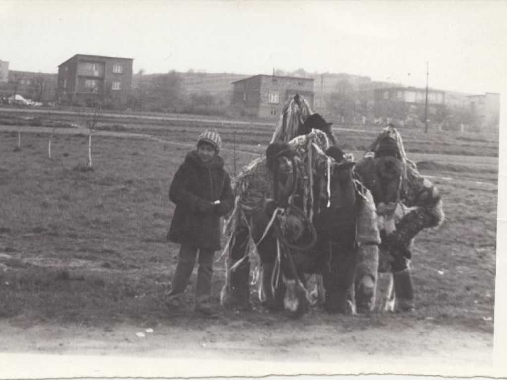 Wielkanocne Dziady na starych fotografiach