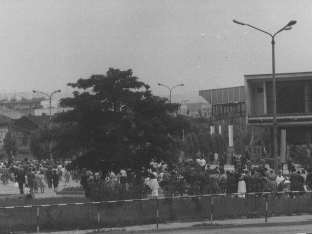 Procesja Bożego Ciała w Chrzanowie z początku lat 80.