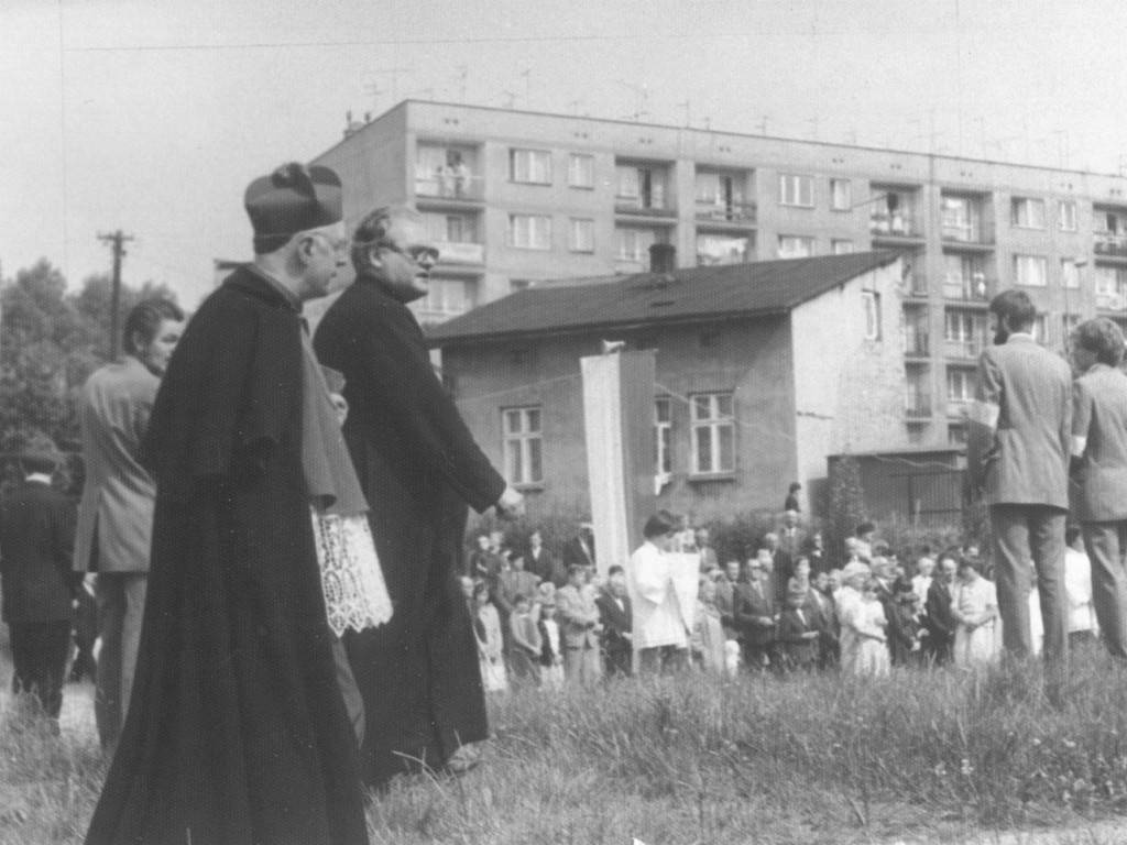 Procesja Bożego Ciała w Chrzanowie z początku lat 80.