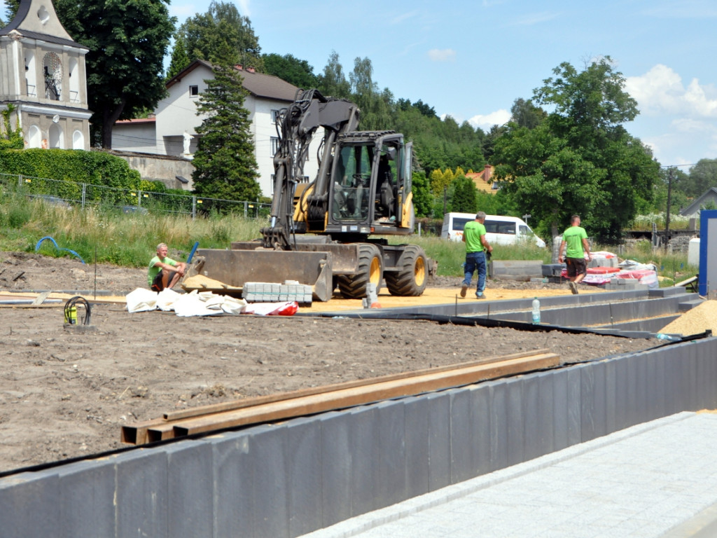 Jak zmienia się centrum Babic