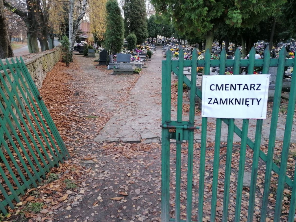 Cmentarz w Chrzanowie - 1.11.2020 r.