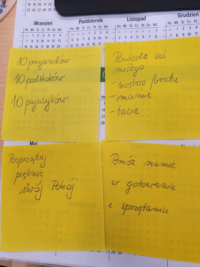 Odliczanie dni do świąt z kalendarzem adwentowym