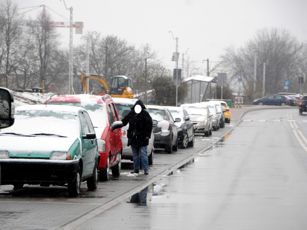 Powrót zimy. Niż genueński przegonił wiosnę - 13.04.2021