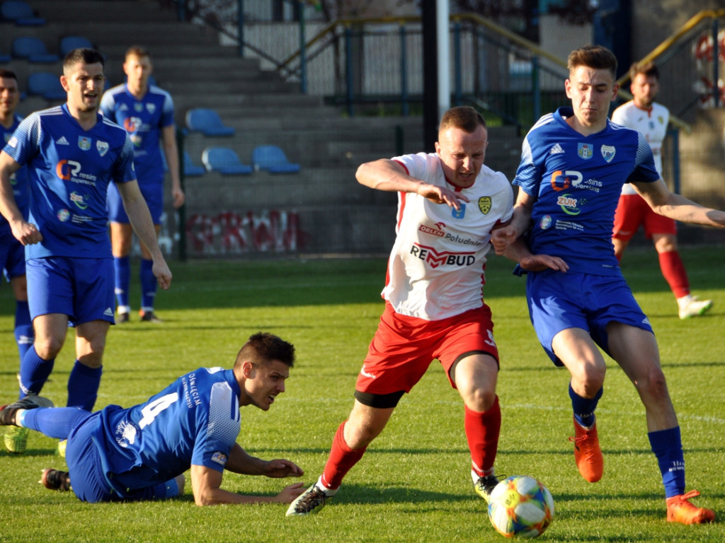 Mecz KEEZA IV ligi MKS Trzebinia - Unia Oświęcim - 12.05.2021 r.