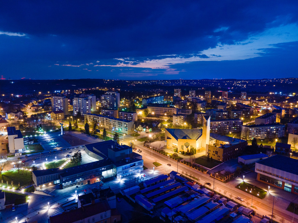 Chrzanów nocą w obiektywie Pawła Studzińskiego