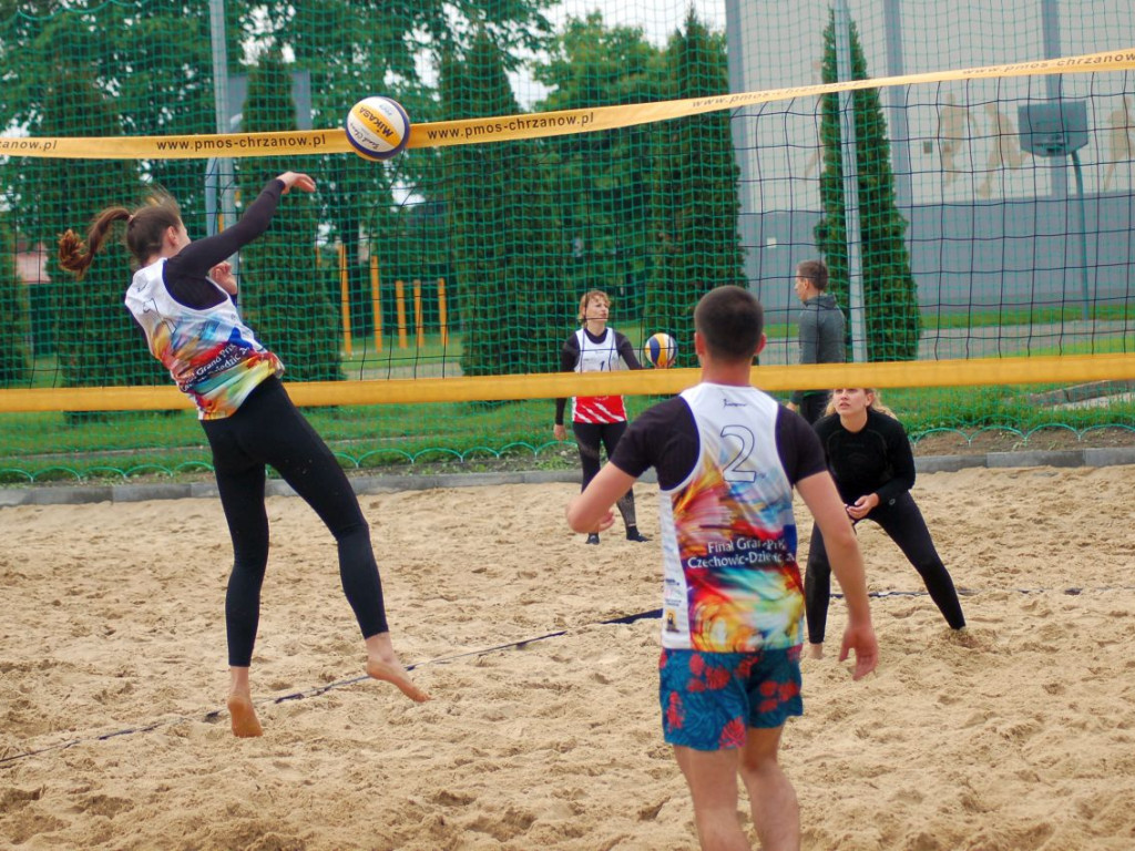 Otwarte Mistrzostwa Śląska i Chrzanowa w Siatkówce Plażowej (Miksty)