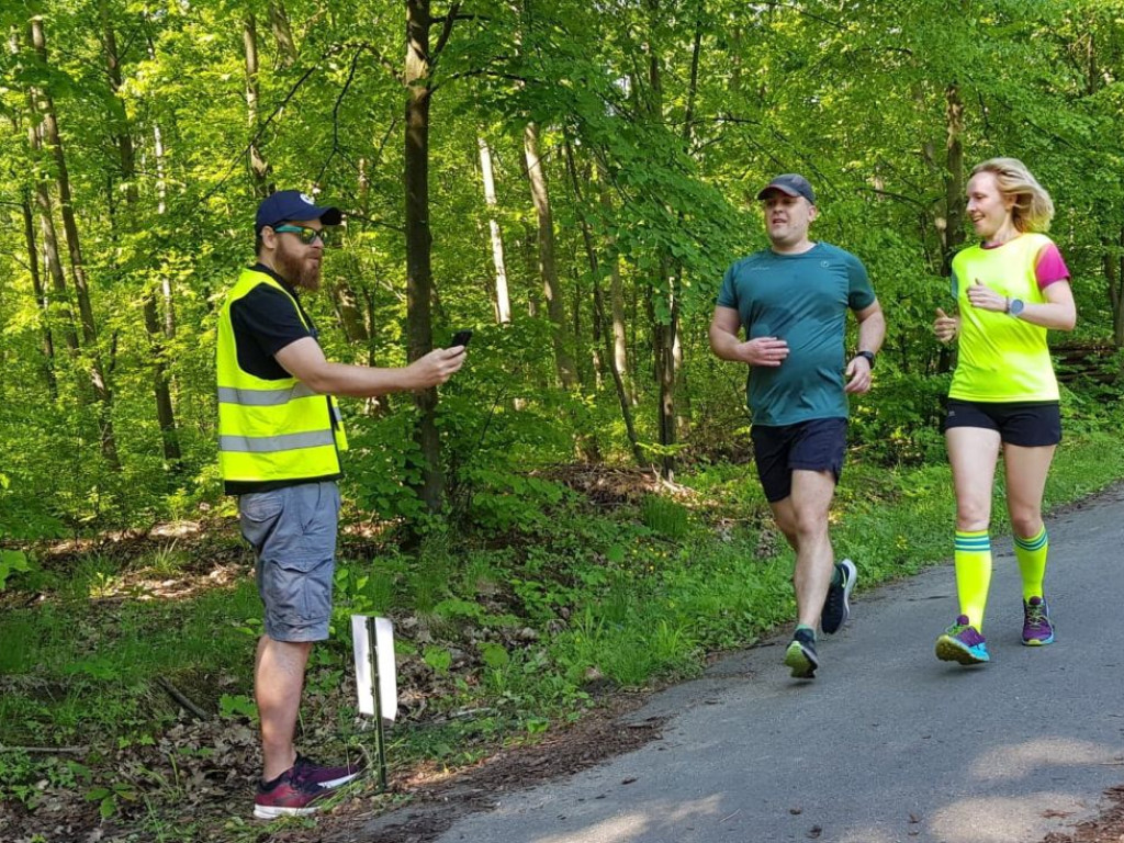 Uczestnicy parkrun Chrzanów wrócili na trasę