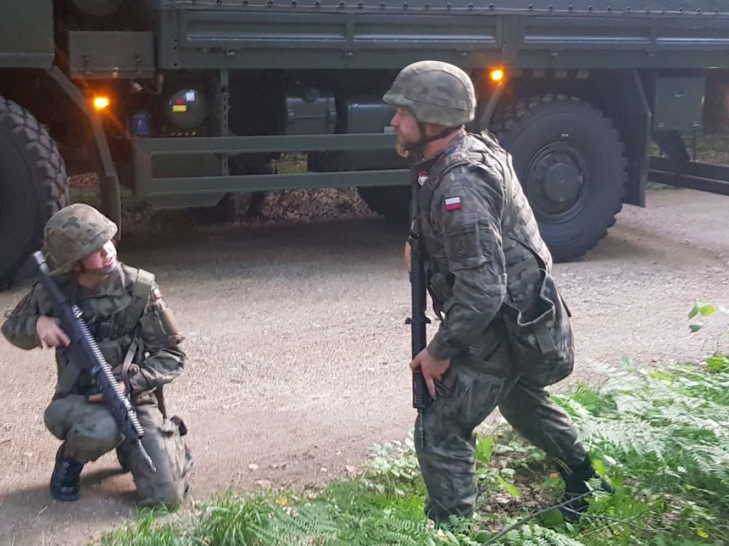 Ćwiczenia żołnierzy WOT w Puszczy Dulowskiej