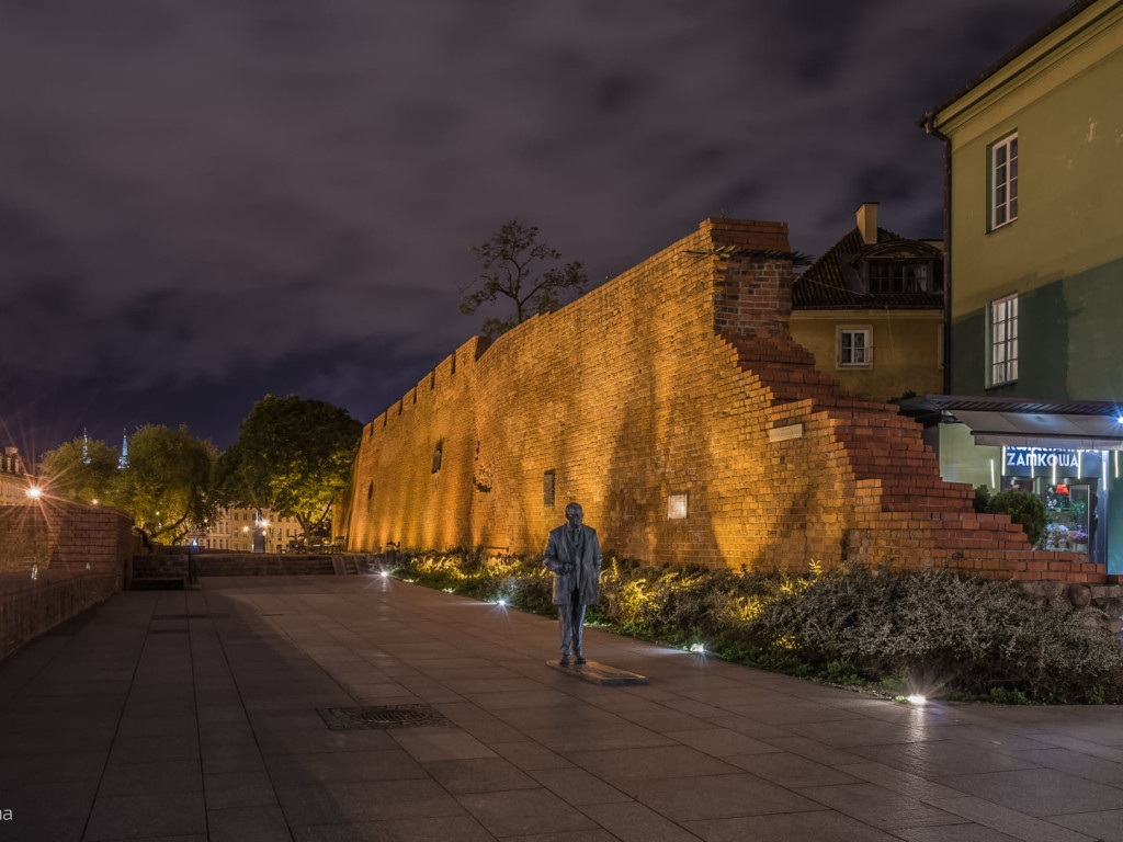 Miasta nocą w obiektywie Artura Sarny