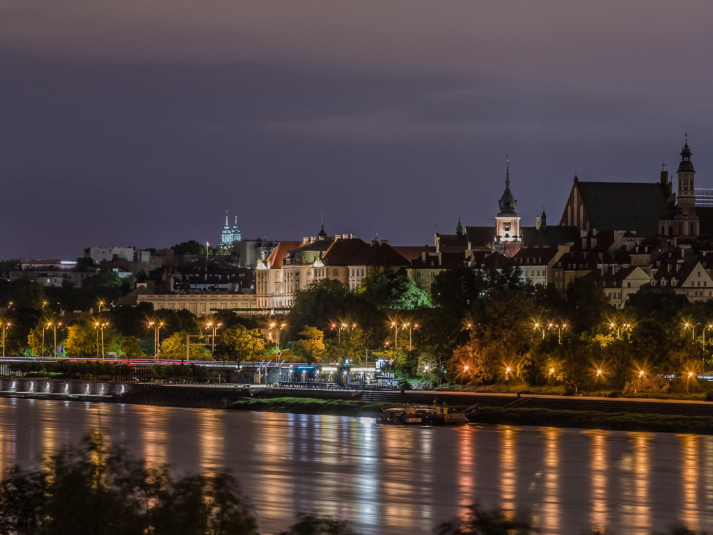 Miasta nocą w obiektywie Artura Sarny