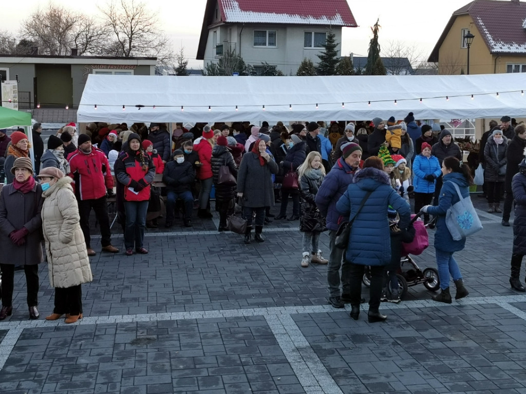 Impreza Na świątecznym placu w Babicach - 12.12.2021 r.