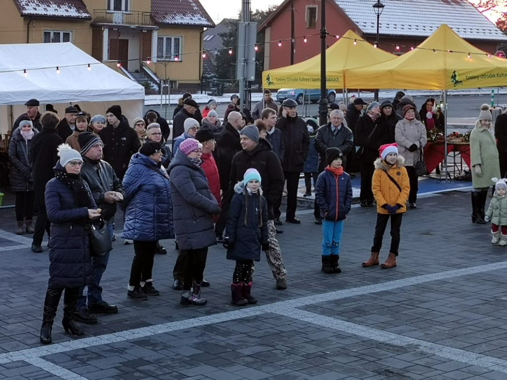 Impreza Na świątecznym placu w Babicach - 12.12.2021 r.