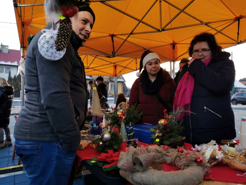 Impreza Na świątecznym placu w Babicach - 12.12.2021 r.