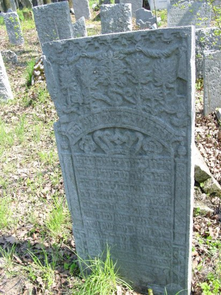Cmentarz żydowski w Chrzanowie 30.04.2005 r.