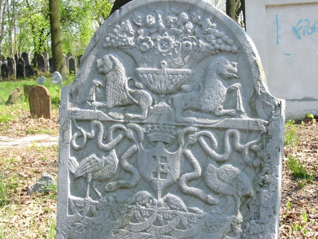 Cmentarz żydowski w Chrzanowie 30.04.2005 r.