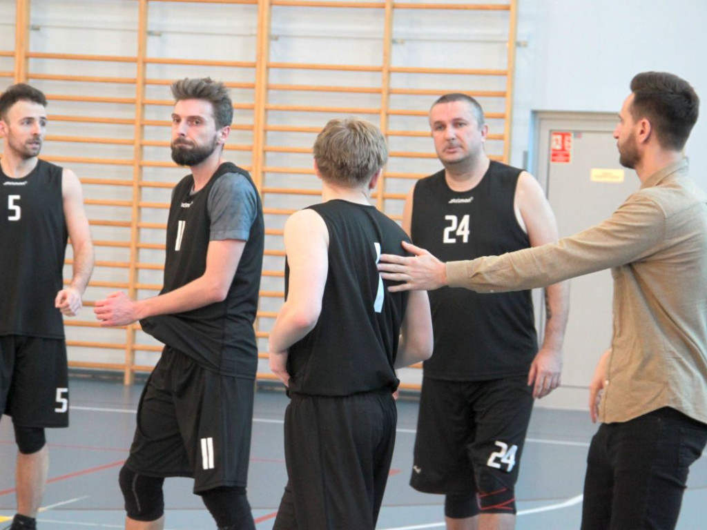 Amatorska Liga Koszykówki Mamba w Chrzanowie - 9. kolejka