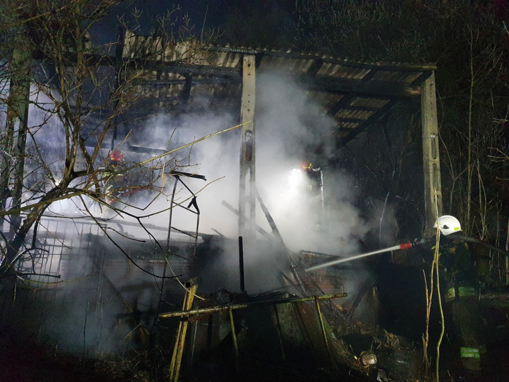 Pożar budynku w Tenczynku 12.03.2022