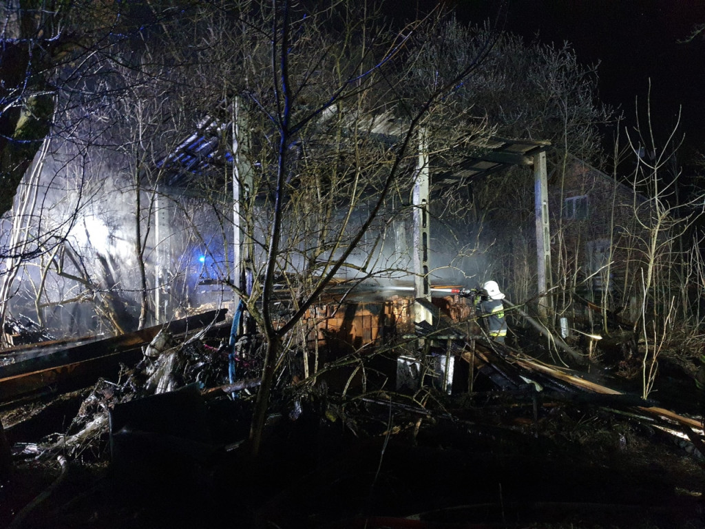 Pożar budynku w Tenczynku 12.03.2022