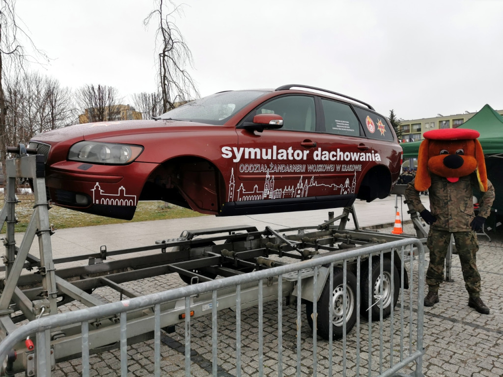 Przysięga żołnierzy 11. Małopolskiej Brygady Obrony Terytorialnej w Chrzanowie