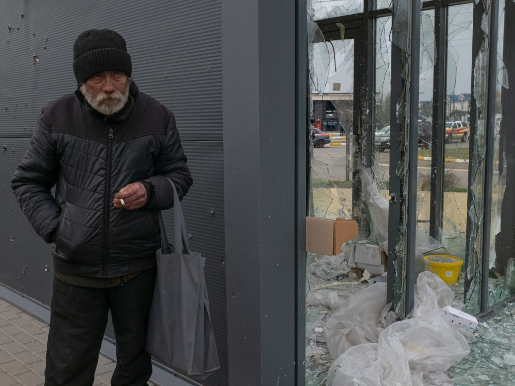 Zdjęcia zrujnowanego miasta Bucza. Fot. Oleksandr Chekmenov, Kijów