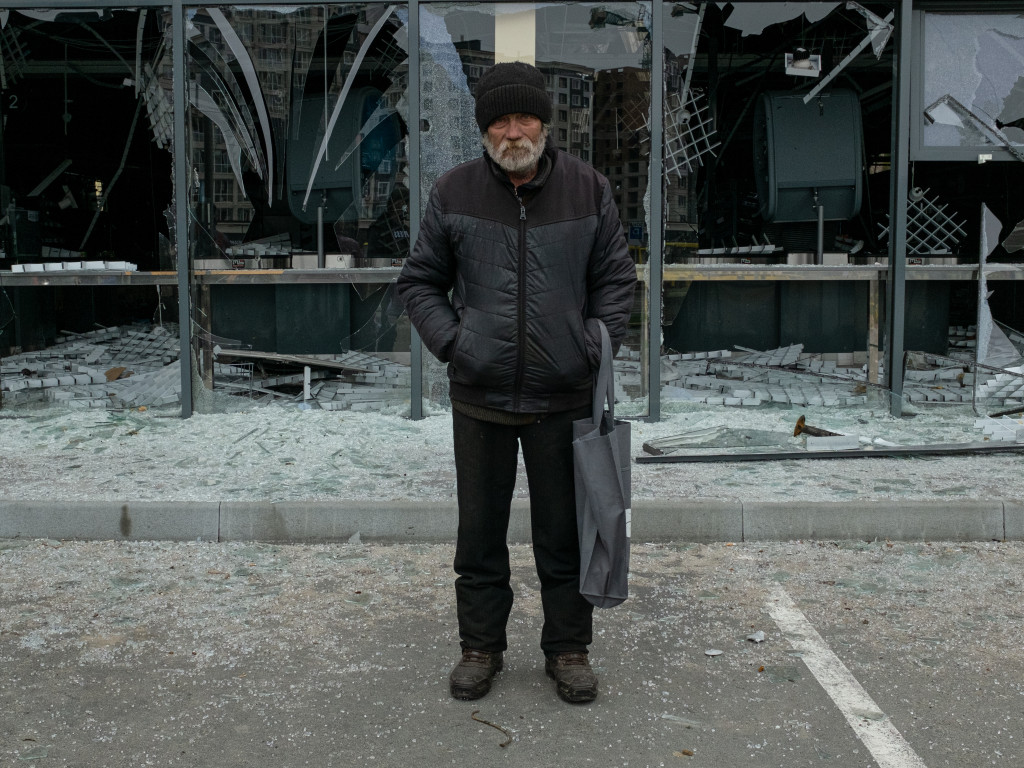Zdjęcia zrujnowanego miasta Bucza. Fot. Oleksandr Chekmenov, Kijów