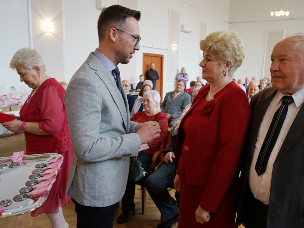 Złote Gody w Chrzanowie. Komu burmistrz wręczył medal?