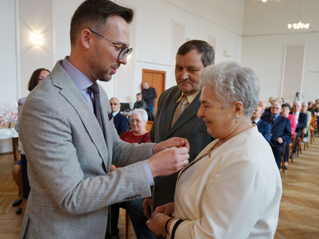 Złote Gody w Chrzanowie. Komu burmistrz wręczył medal?