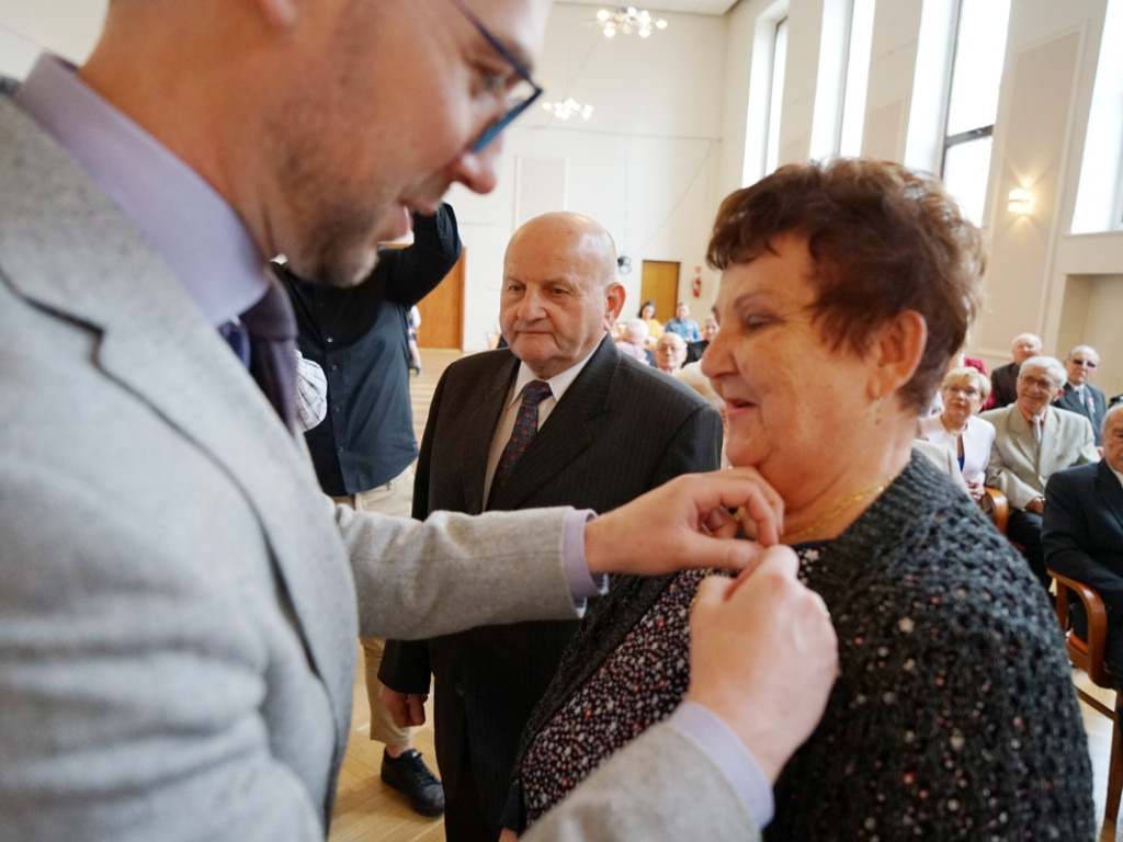 Złote Gody w Chrzanowie. Komu burmistrz wręczył medal?