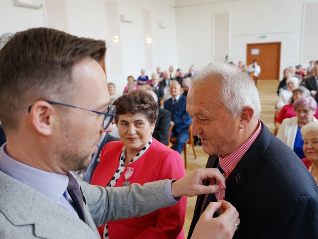 Złote Gody w Chrzanowie. Komu burmistrz wręczył medal?