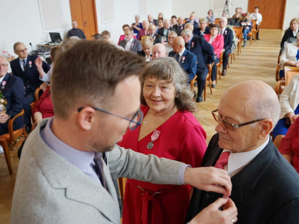 Złote Gody w Chrzanowie. Komu burmistrz wręczył medal?
