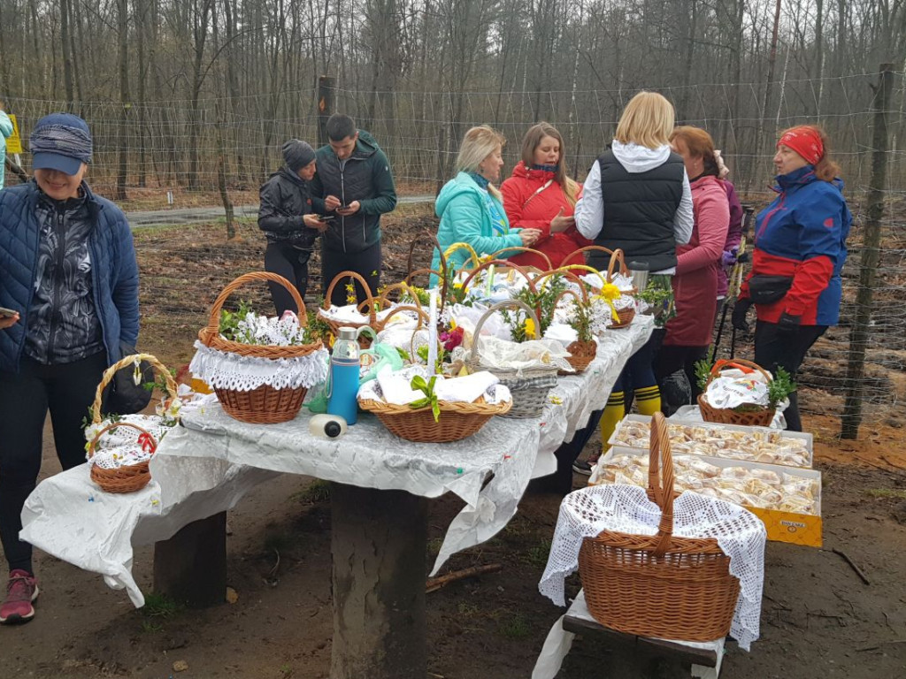 Święcenie pokarmów wielkanocnych na Parkrun Chrzanów i w kościołach w Chrzanowie