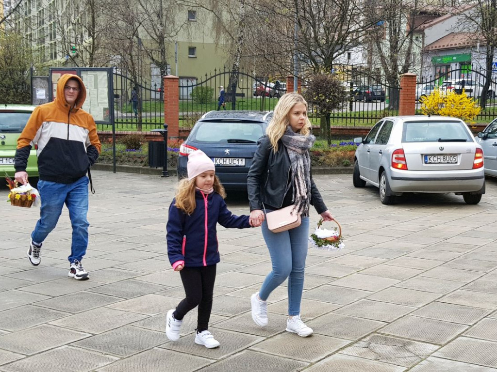 Święcenie pokarmów wielkanocnych na Parkrun Chrzanów i w kościołach w Chrzanowie