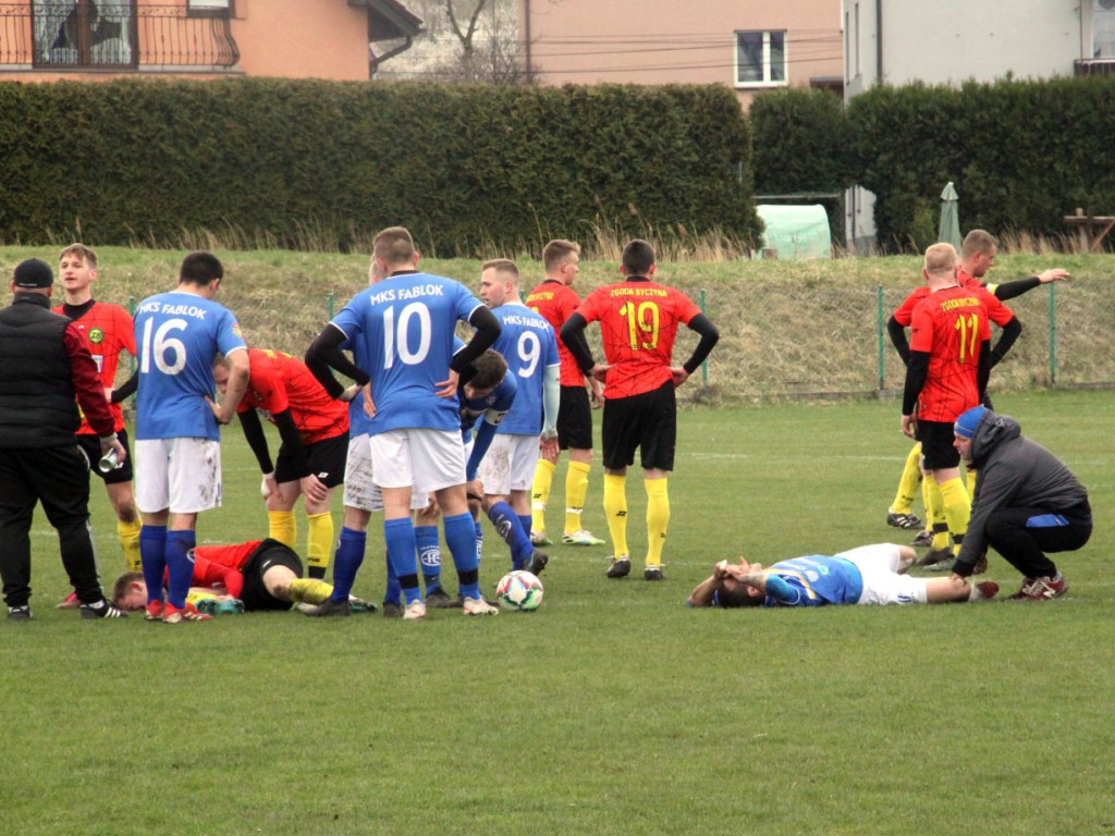 Mecz Klasy okręgowej MKS Fablok Chrzanów - Zgoda Byczyna