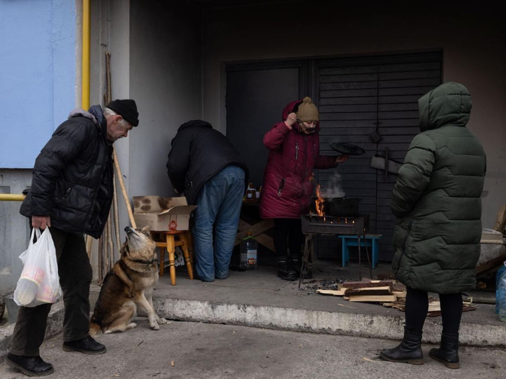 Wojna na Ukrainie. Zdjęcie: Yuki Iwamura, Jewgienij Małoletka, Wołodymyr Pietrow.