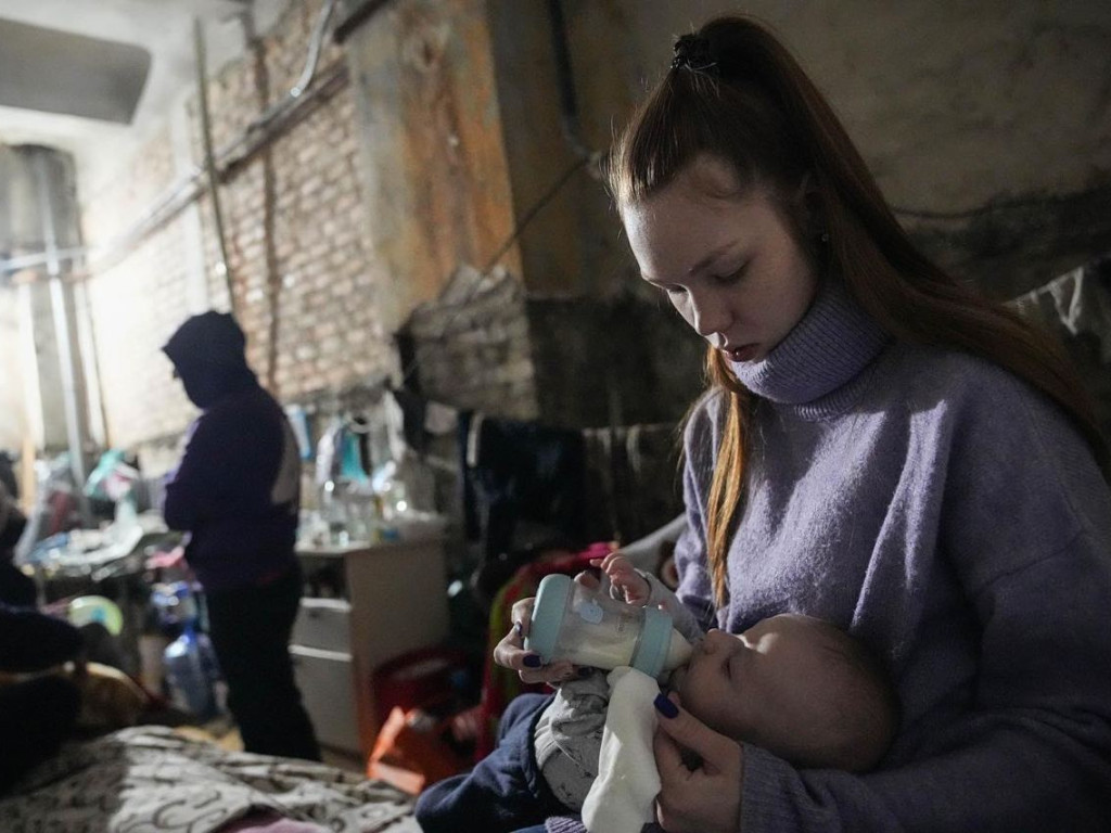Wojna na Ukrainie. Zdjęcie: Yuki Iwamura, Jewgienij Małoletka, Wołodymyr Pietrow.