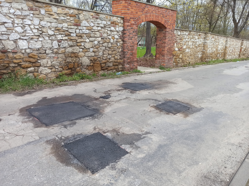Naprawa ul. Dworskiej