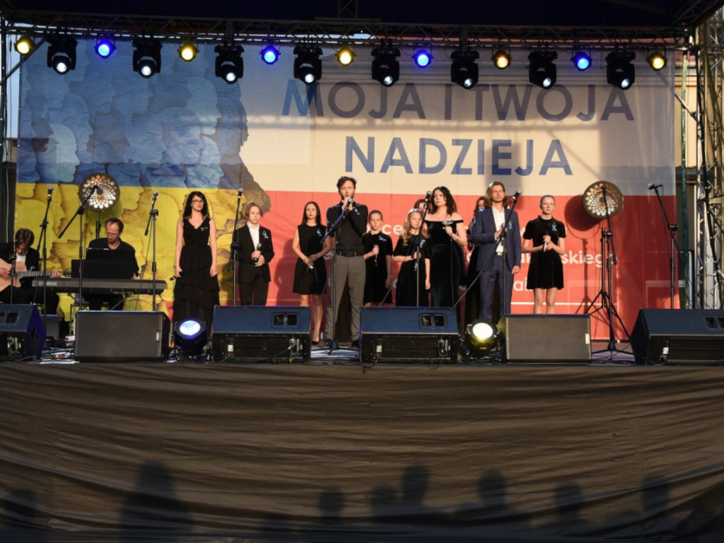 Koncert "Moja i twoja nadzieja" w Krzeszowicach